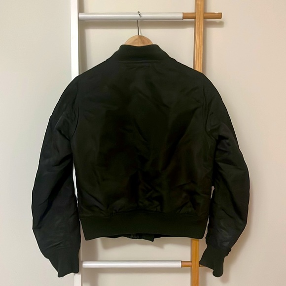 Dark green Uniqlo bomber jacket - Picture 2 of 2